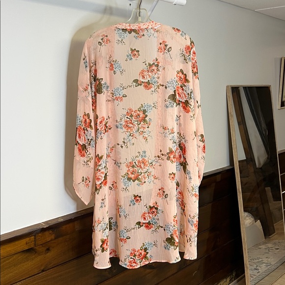 B.O.G. Collective Pink Floral Kimono Cardigan- M/L - Picture 2 of 6